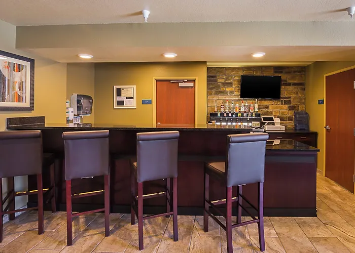Cobblestone Inn&suites - Hotel 3*