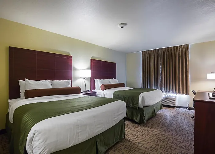 Cobblestone & - Hotel Altamont